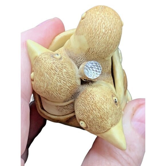 Harmony Kingdom Unexpected Arrival Penguins Trinket Box, Altered? Swarovski? - Picture 9 of 12